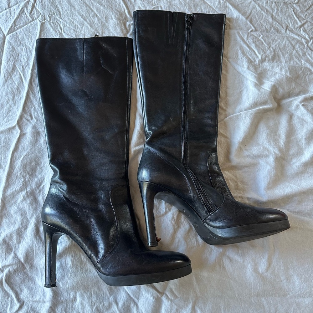 Vero Cuoio Black Leather Knee-High Heeled Boots - Picture 2 of 5